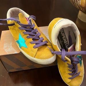 Golden Goose Superstar~hard to find color~ like new